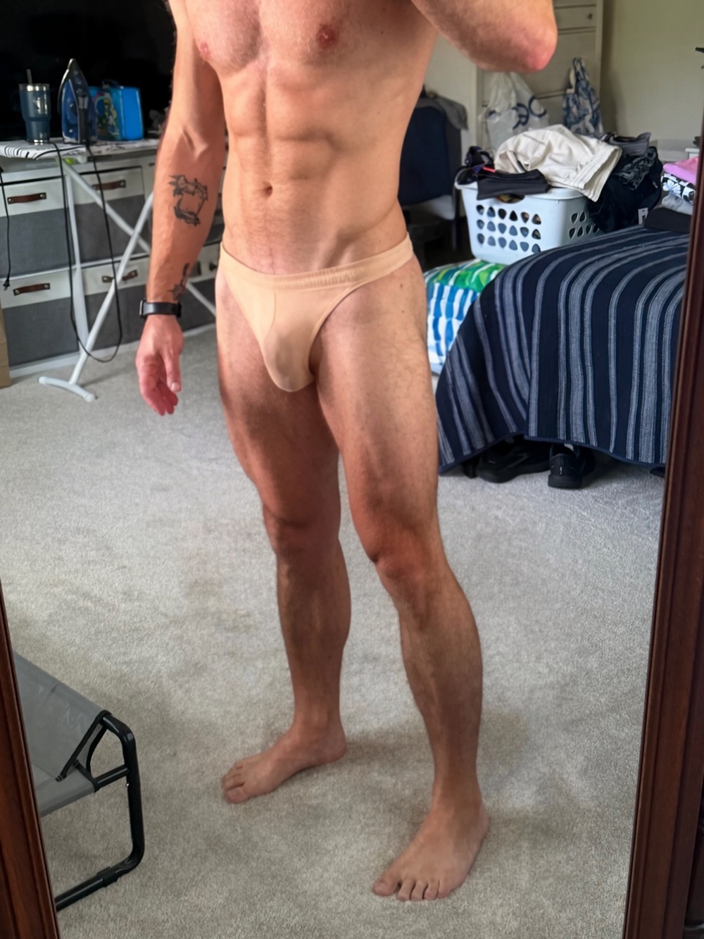 Men's Low-Rise Nude/Tan Thong New Without Tags XL
